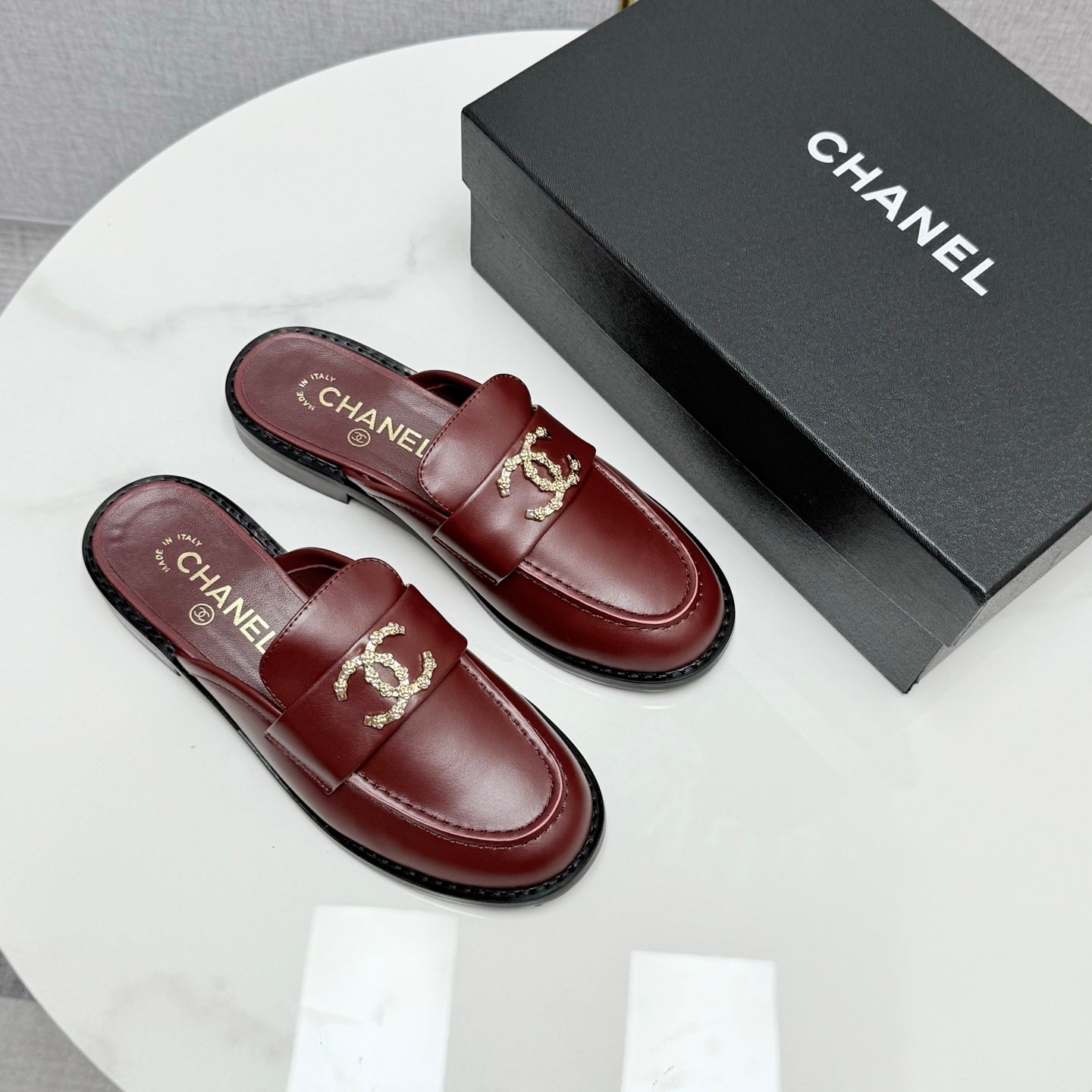 CC FLAT MULE 25S IN DARK RED CALFSKIN STYLE 10 - 35