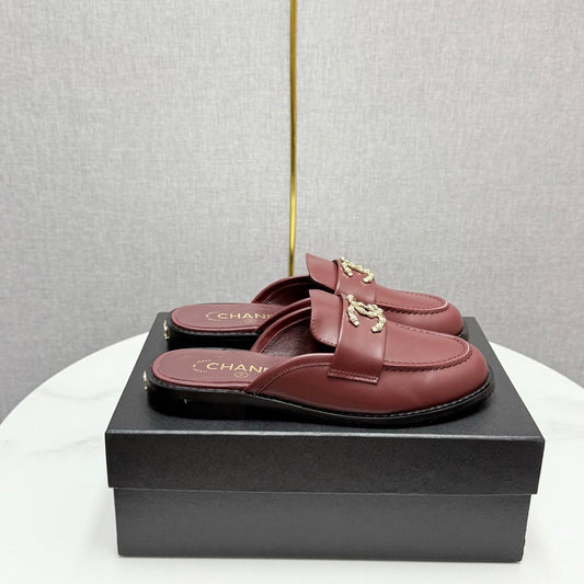 CC FLAT MULE 25S ІЗ ТЕМНО-ЧЕРВОНОЇ ТЕЛЯЧОЇ ШКІРИ СТИЛЬ 10 - 35