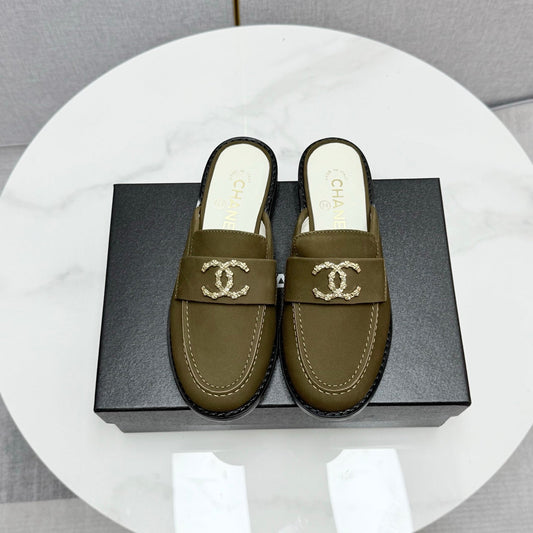 CC FLAT MULE 25S IN OLIVE BROWN CALFSKIN STYLE 6 - 35