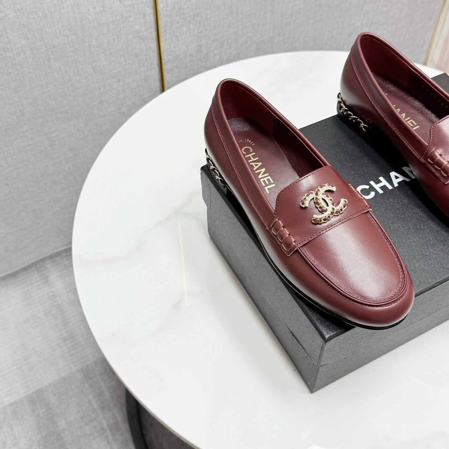 CC LOAFER 25S IN DARK RED LAMBSKIN WITH GOLD HARDWARE - 35