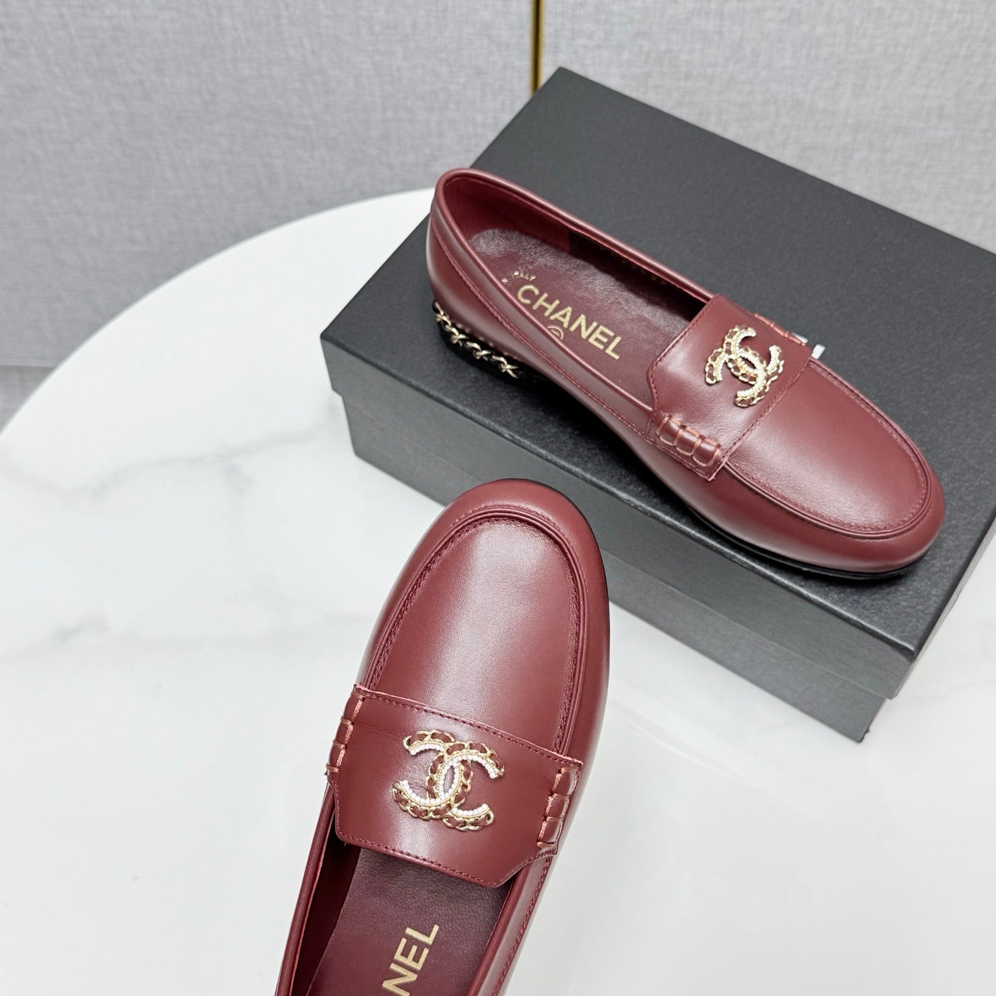 CC LOAFER 25S IN DARK RED LAMBSKIN WITH GOLD HARDWARE - 35