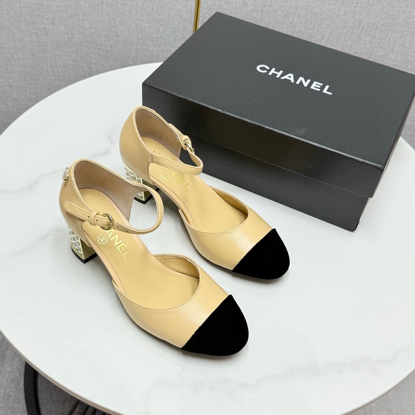 CC MARY JANE HEELS 25S IN BEIGE LAMBSKIN AND SUEDE WITH PEARL HEEL STYLE 6 - 35