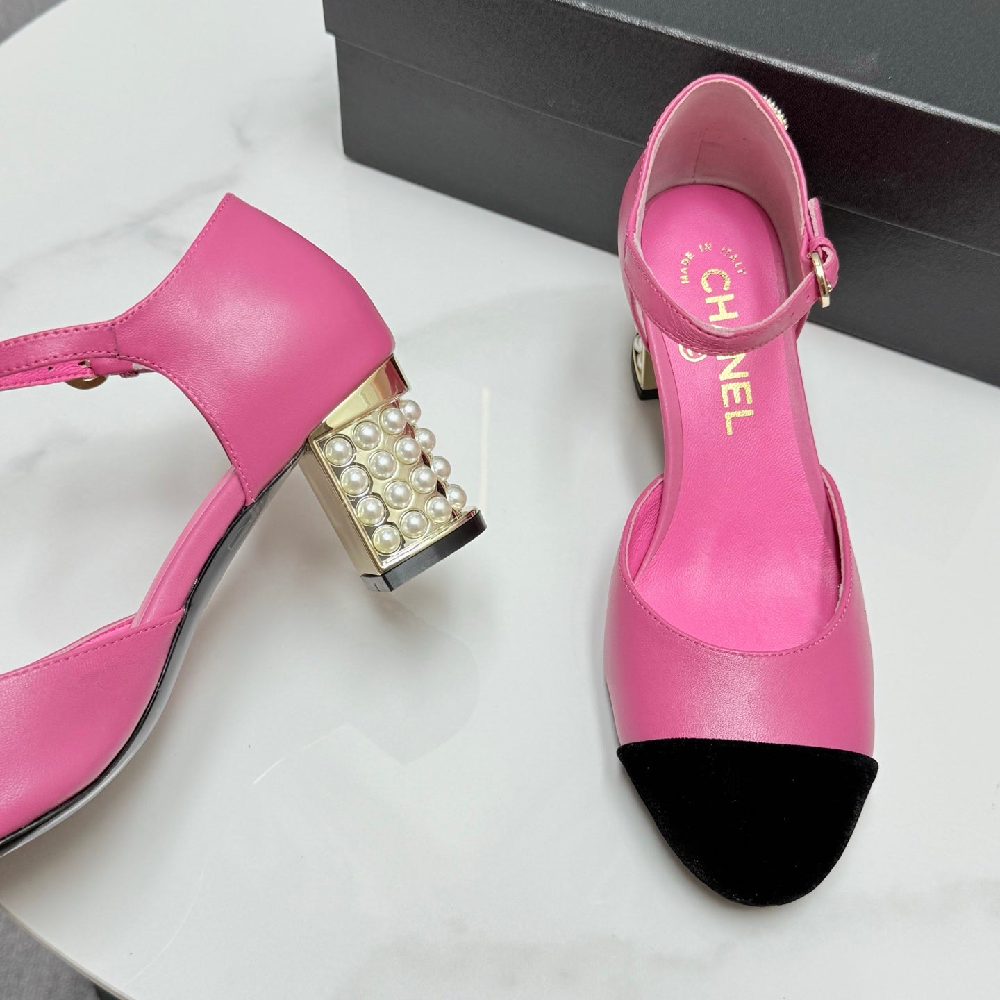 CC MARY JANE HEELS 25S IN PINK LAMBSKIN AND BLACK SUEDE WITH PEARL HEEL STYLE 8 - 35