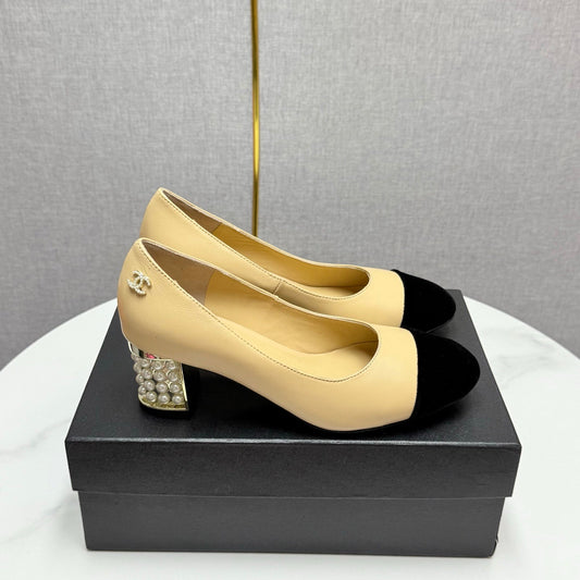 CC HIGH HEEL 25S IN BEIGE LAMBSKIN AND BLACK SUEDE WITH PEARL HEEL STYLE 4 - 35