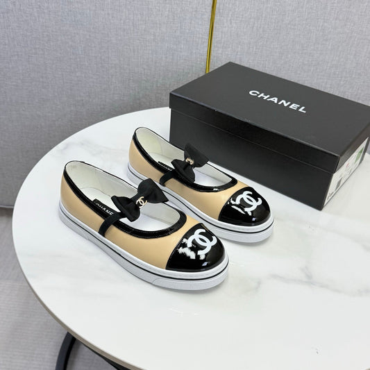 КРОСІВКИ CHANEL 26S MARY JANE З БЕЖЕВОЇ ТЕЛЯЧОЇ ШКІРИ