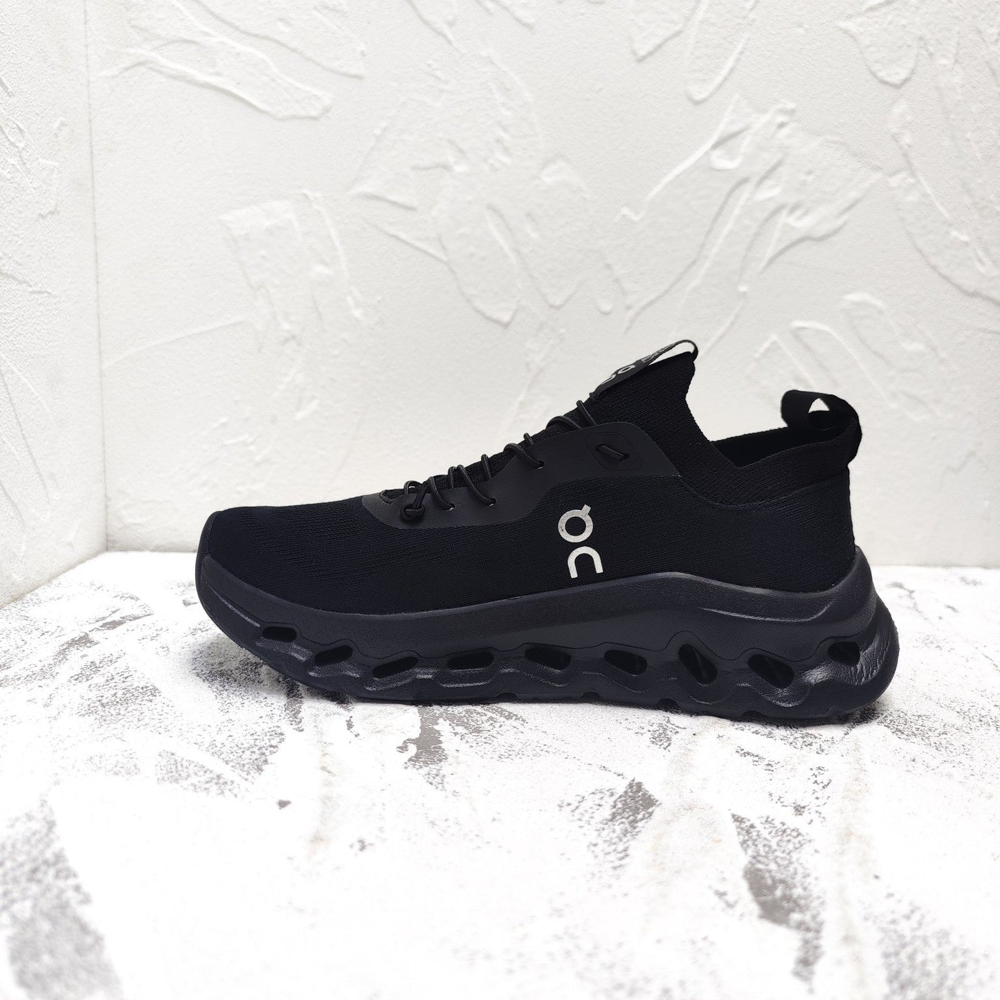 CLOUDTILT SNEAKER IN BLACK RECYCLED POLYESTER - 35