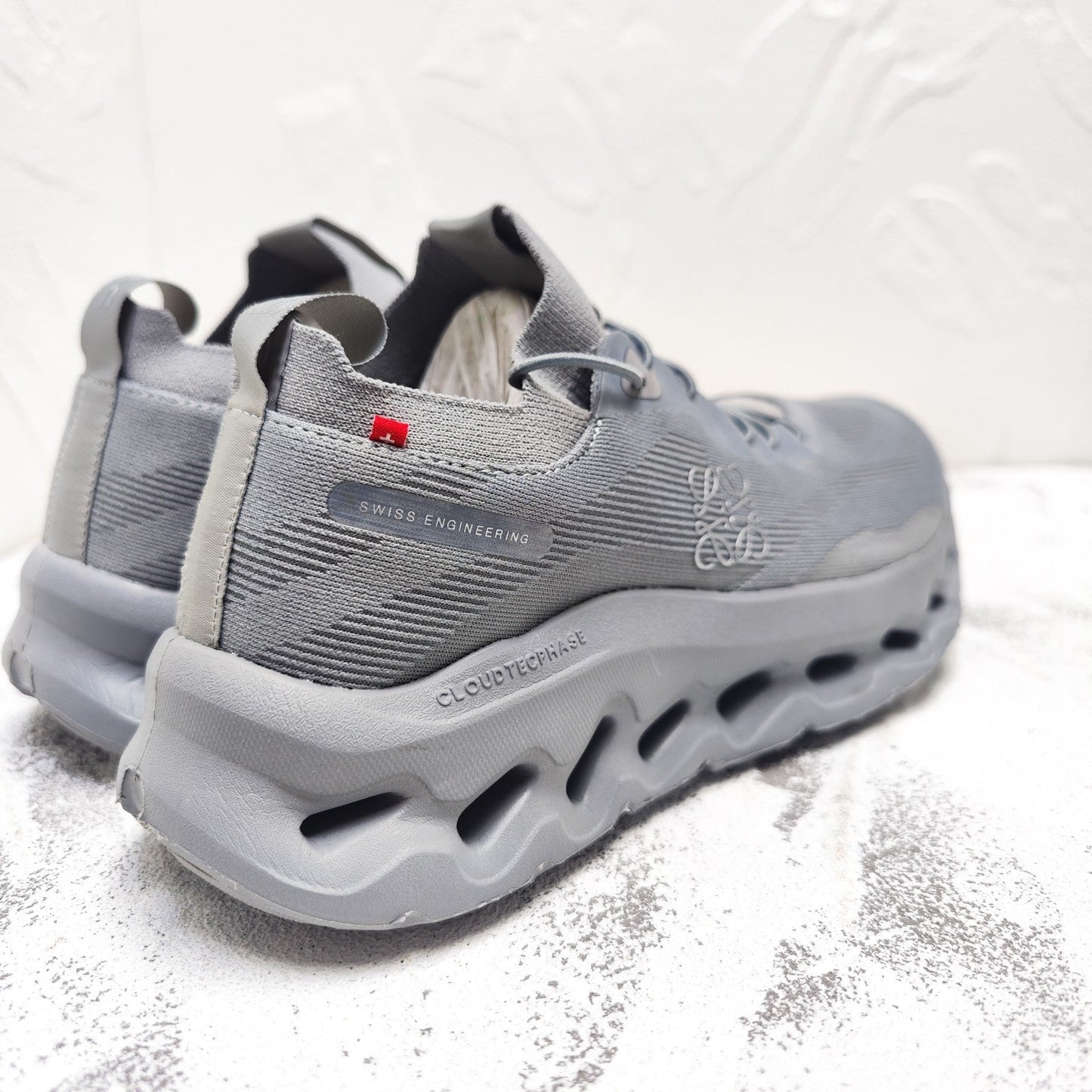 CLOUDTILT SNEAKER IN SHARK GRAY RECYCLED POLYESTER - 35