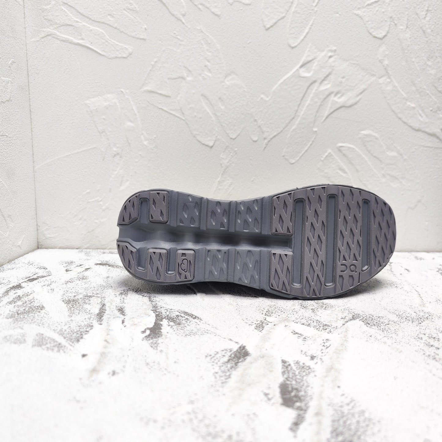 CLOUDTILT SNEAKER IN SHARK GRAY RECYCLED POLYESTER - 35