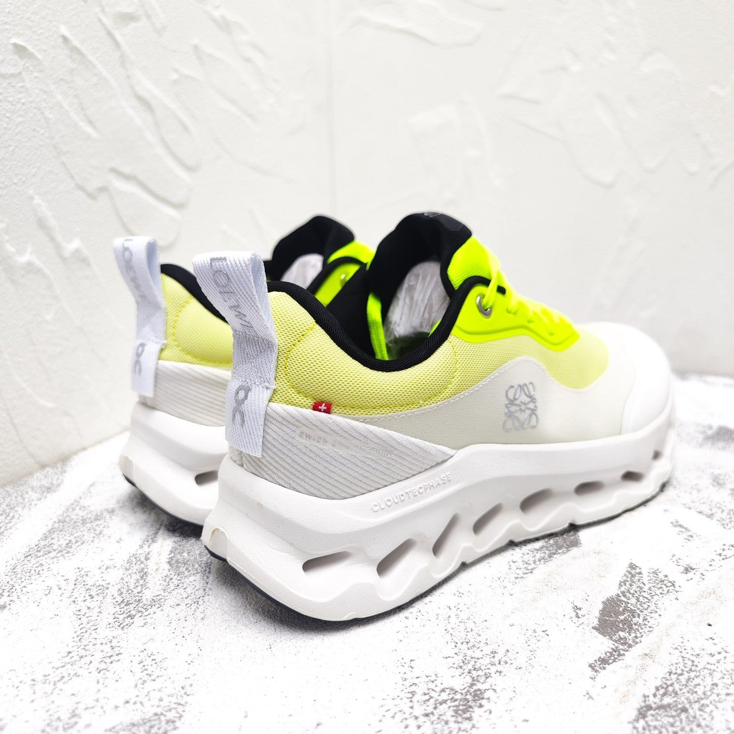 CLOUDTILT 2.0 SNEAKER NEON YELLOW MIX PALE GRAY CALFSKIN AND BREATHABLE MESH - 35