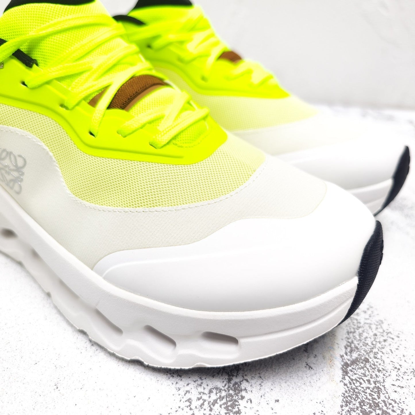 CLOUDTILT 2.0 SNEAKER NEON YELLOW MIX PALE GRAY CALFSKIN AND BREATHABLE MESH - 35