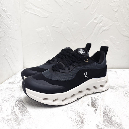 CLOUDTILT 2.0 SNEAKER IN BLACK CALFSKIN AND BREATHABLE MESH - 35