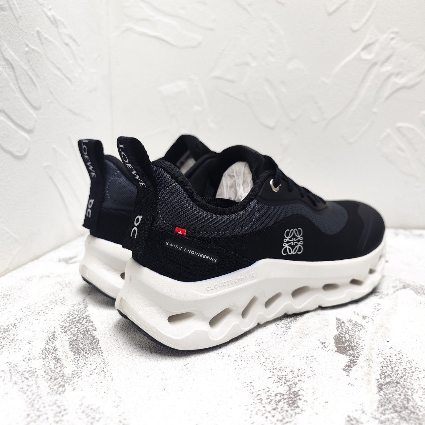 CLOUDTILT 2.0 SNEAKER IN BLACK CALFSKIN AND BREATHABLE MESH - 35