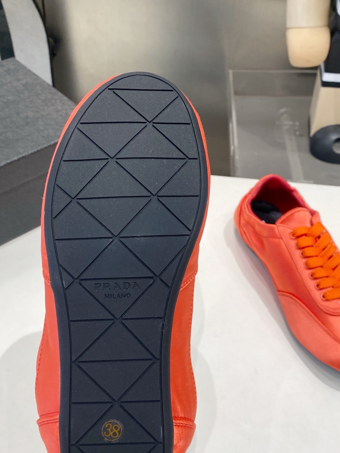 КРОСІВКИ PRADA 26S З АТЛАСУ КОЛЬОРУ "СПАЛЕНИЙ ПОМАРАНЧ"