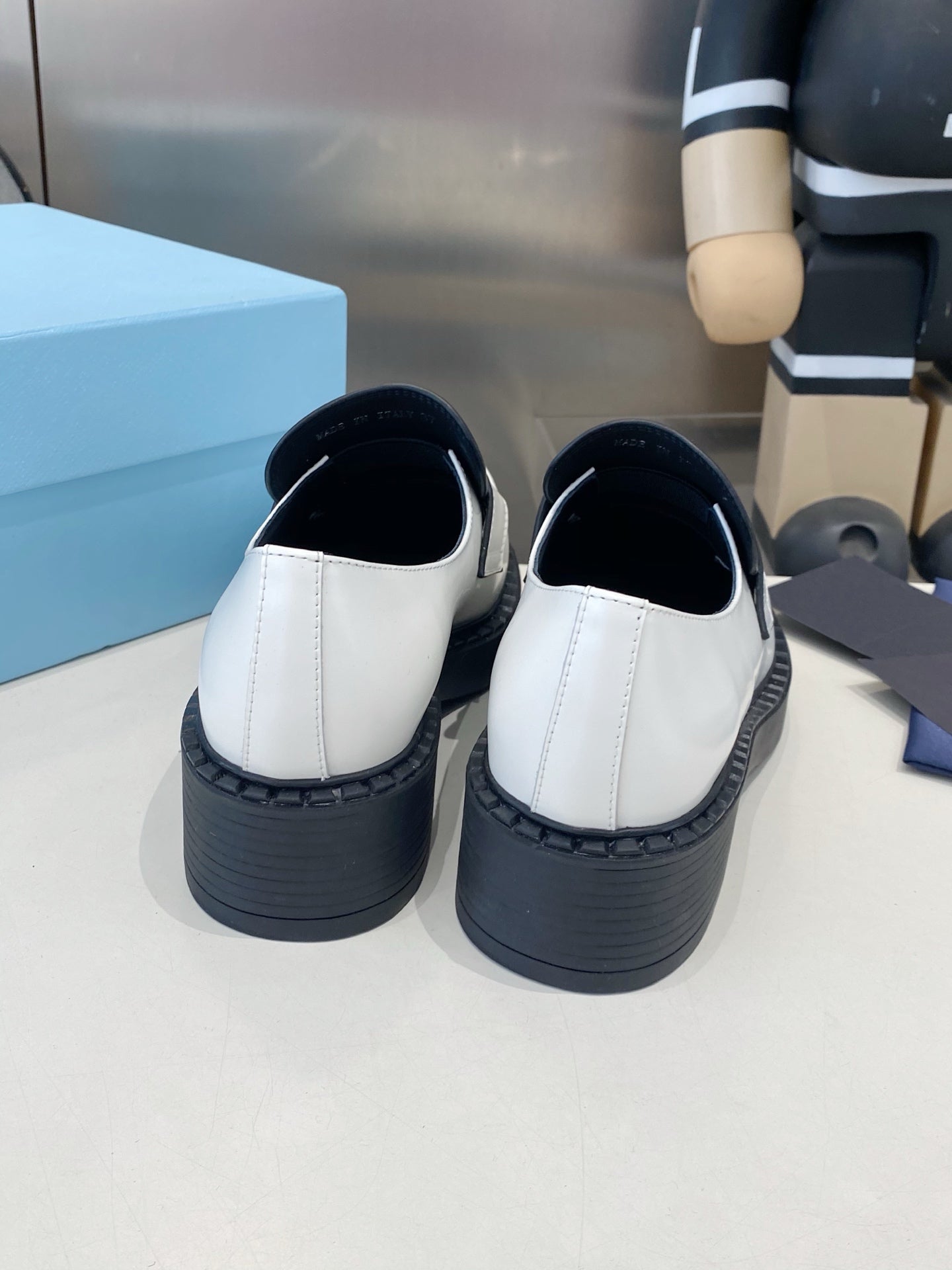 PRADA 26S LOAFERS IN WHITE CALFSKIN WITH LOGO