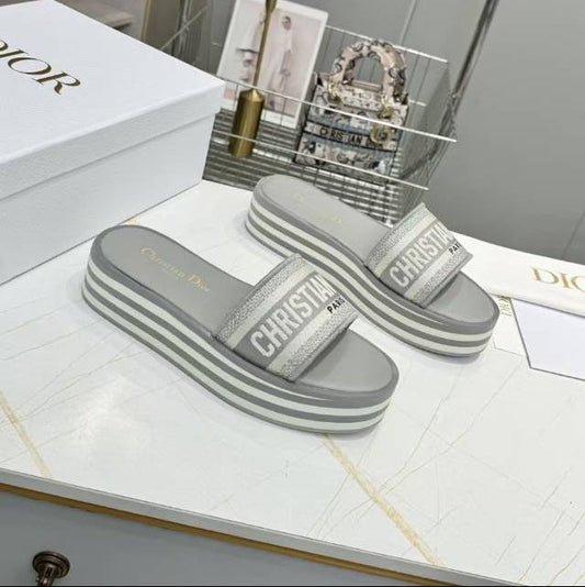 CD DWAY PLATFORM SLIDE IN GRAY AND WHITE COTTON STRIPED SOLE - 35