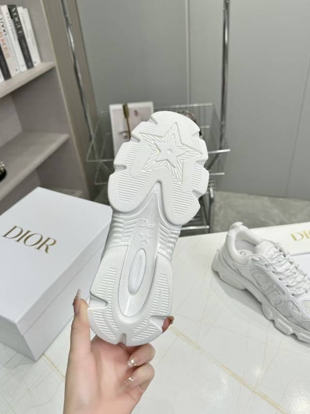 CD CHORONO SNEAKER IN WHITE MESH - 35