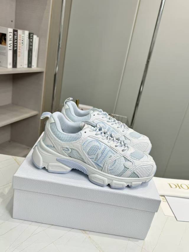 CD CHORONO SNEAKER IN WHITE AND LIGHT BLUE MESH - 35