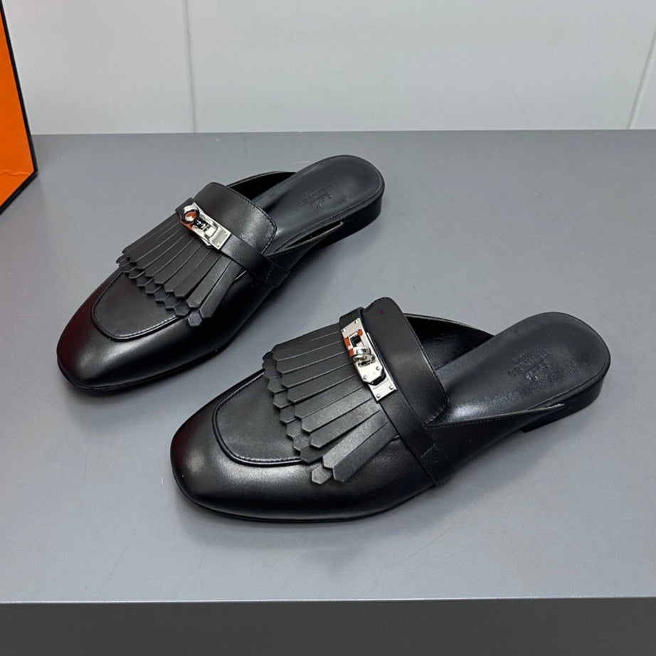 0Z MULE IN BLACK LAMBSKIN WITH FRINGE DETAIL - 35