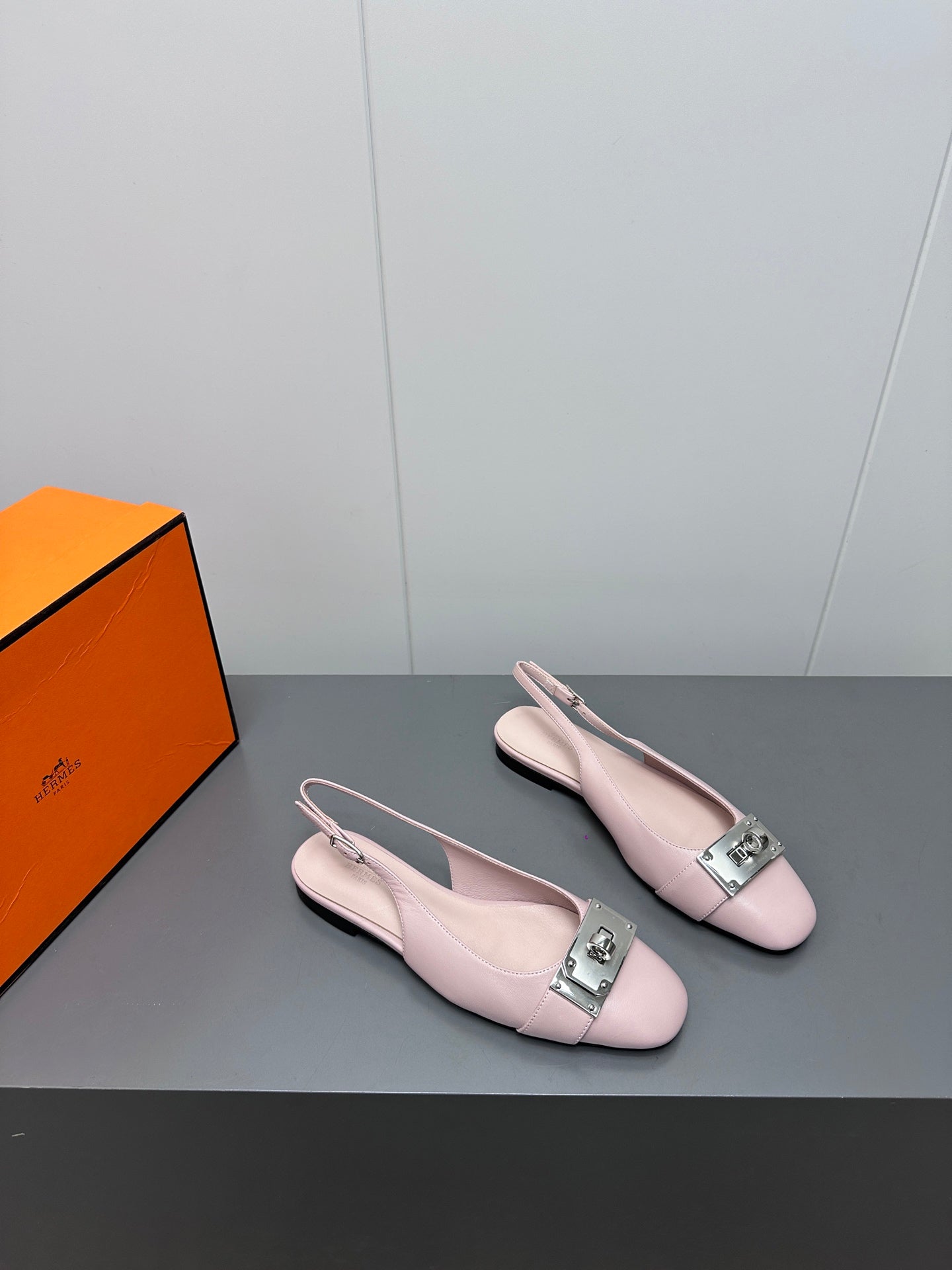 INNOCENTE SLINGBACK IN LIGHT PINK CALFSKIN - 35