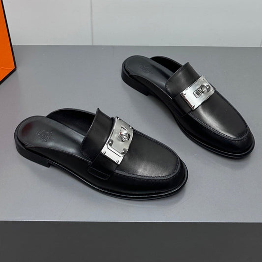 0Z MULE IN BLACK LAMBSKIN - 35