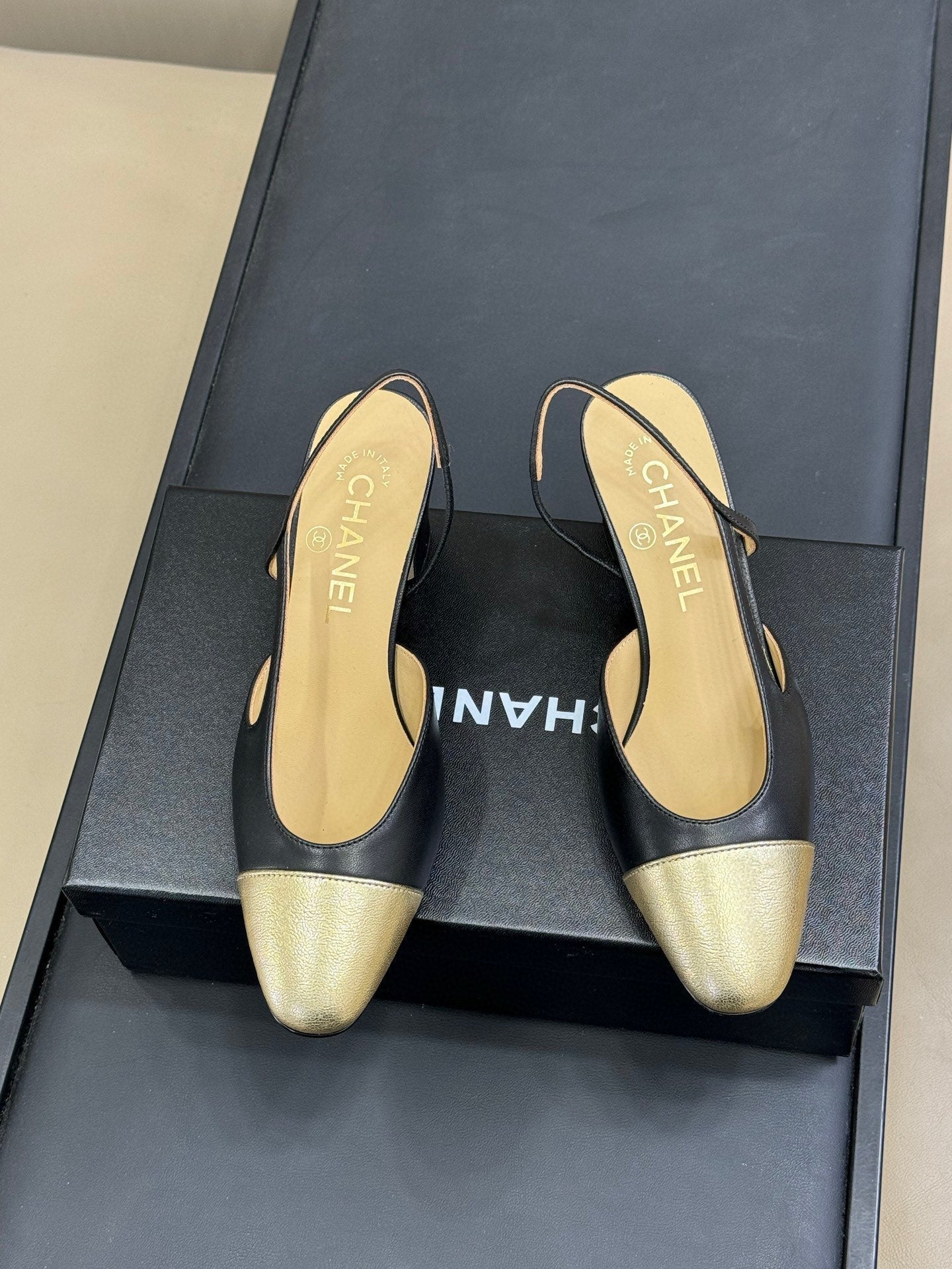 CC SLINGBACK 25S IN BLACK MIX GOLD LAMBSKIN - 35 / 20mm