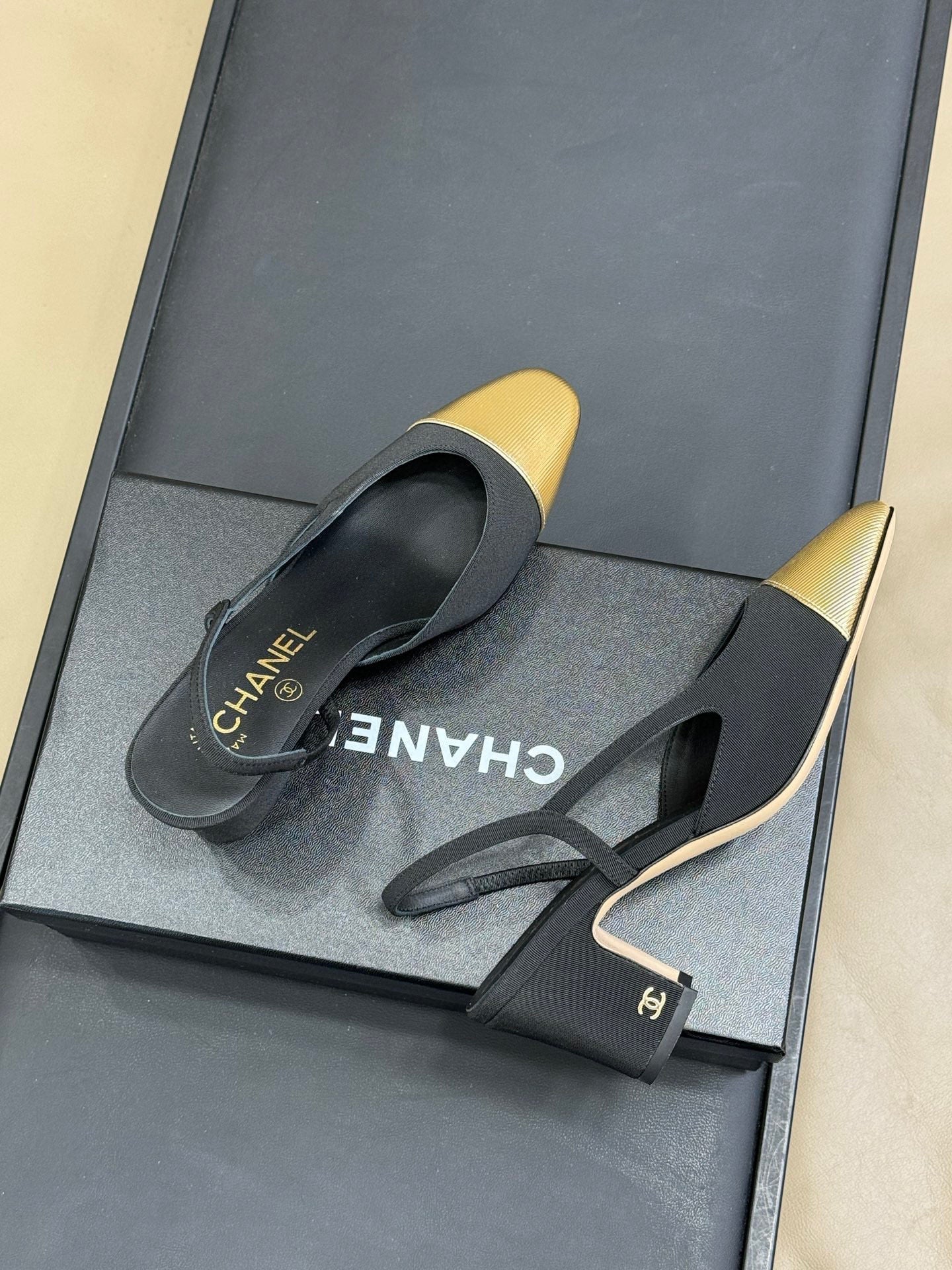 CC SLINGBACK 25S IN BLACK FABRIC MIX GOLD LAMBSKIN - 35 / 20mm