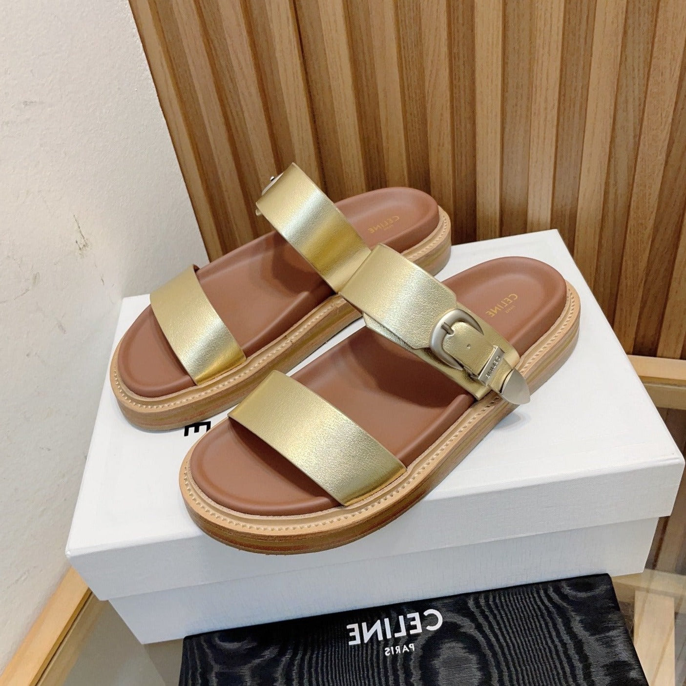 TIPPI IN CALFSKIN - VEGETAL TANNING GOLD BROWN - 35