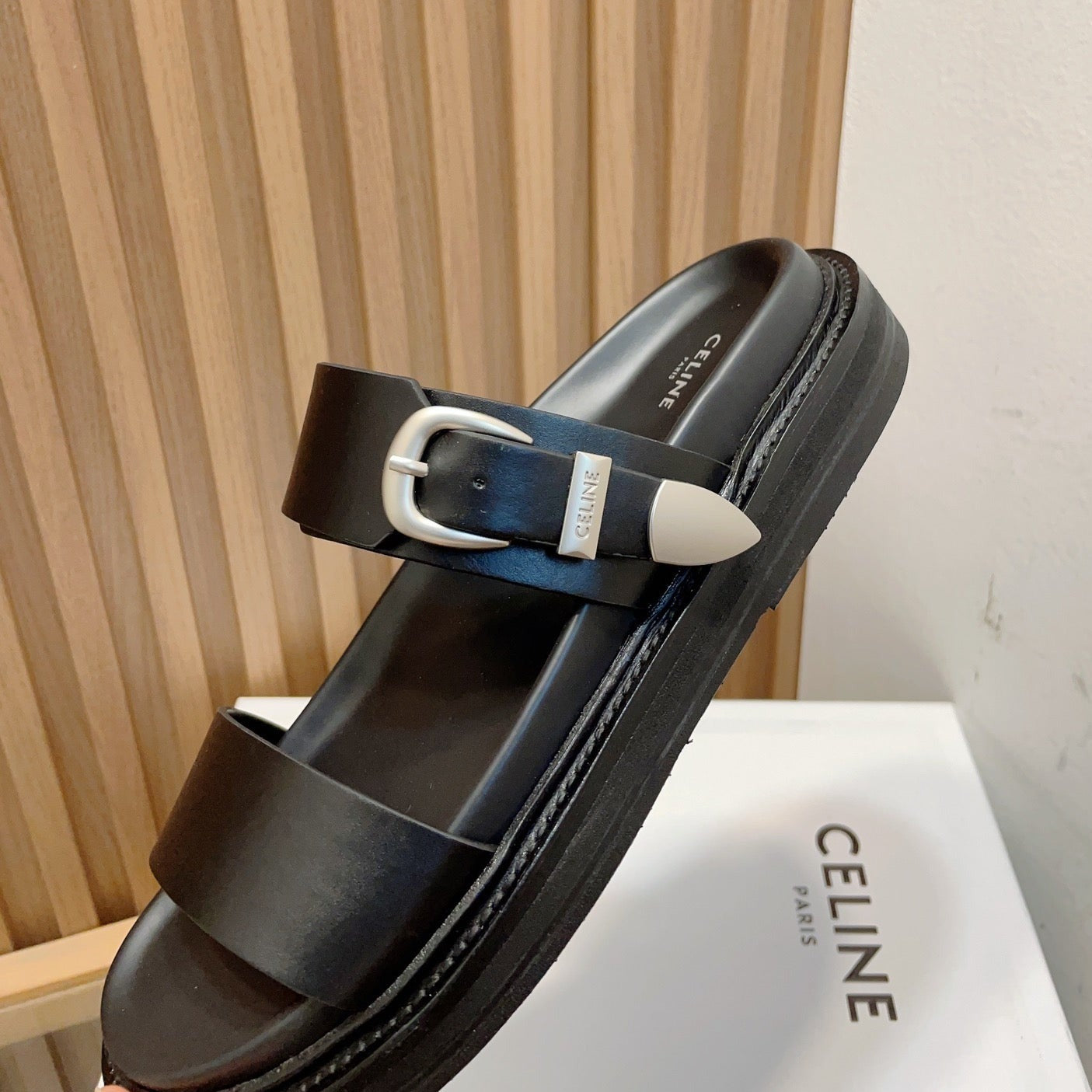 TIPPI IN CALFSKIN - VEGETAL TANNING BLACK - 35