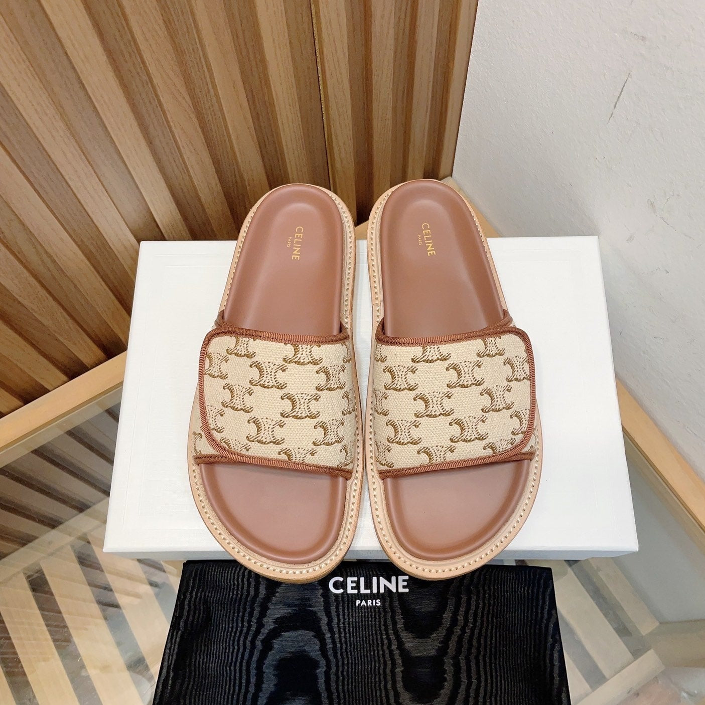 super hot pair of sandals Caramel Brown - 35
