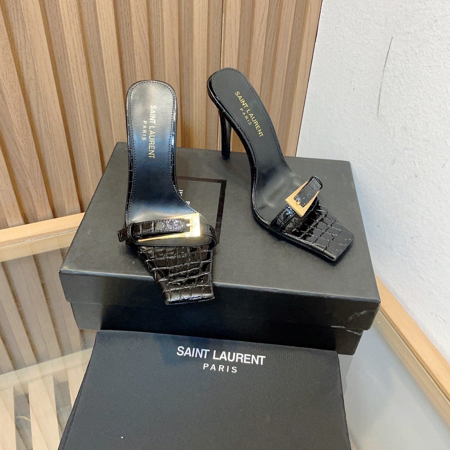 SL SQUARE TOED NUIT PUMPS BLACK CALFSKIN - 35