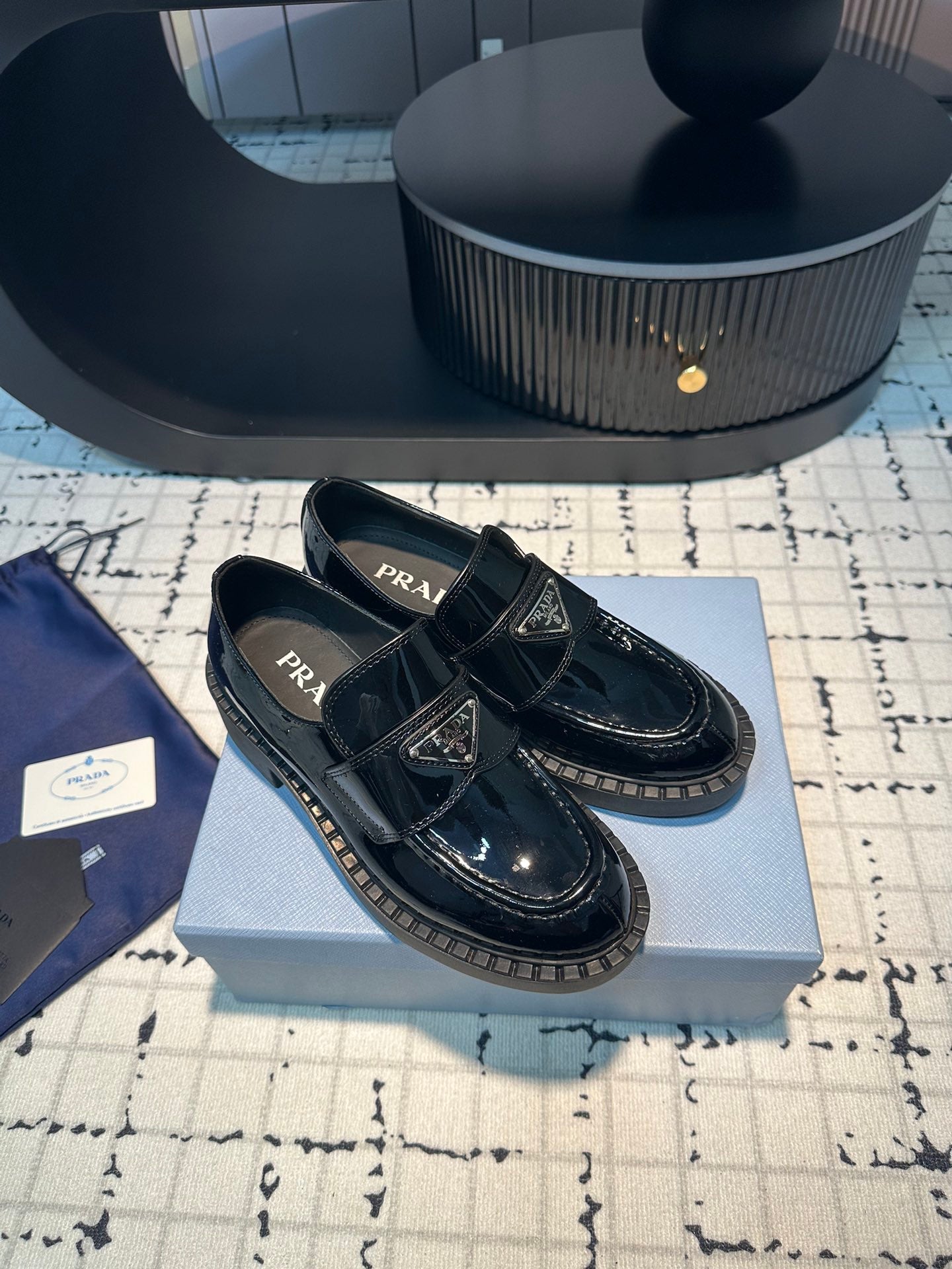 PRA SCHOCOLATE BRUSHED LOAFERS GLOSSY BLACK CALFSKIN - 34