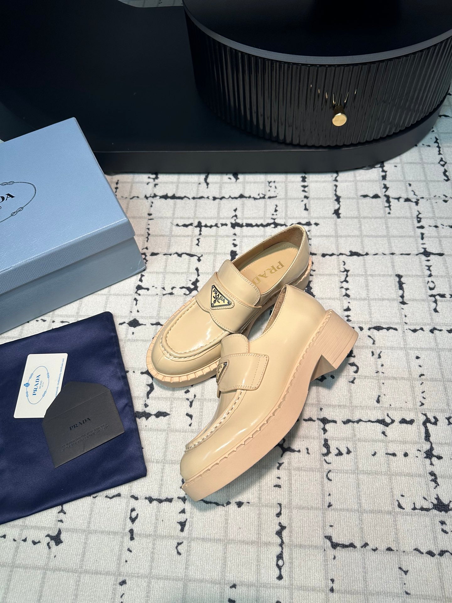 PRA SCHOCOLATE BRUSHED LOAFERS CREAM CALFSKIN - 34