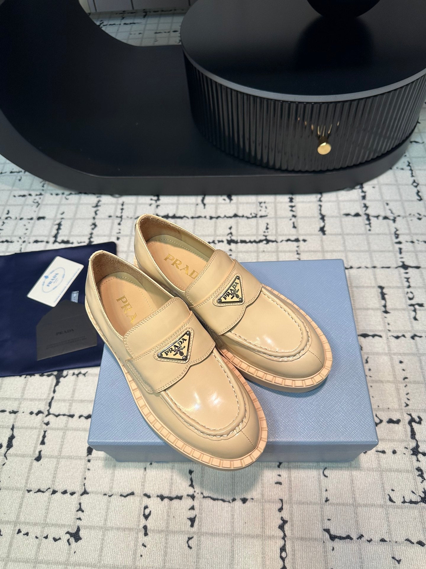 PRA SCHOCOLATE BRUSHED LOAFERS CREAM CALFSKIN - 34