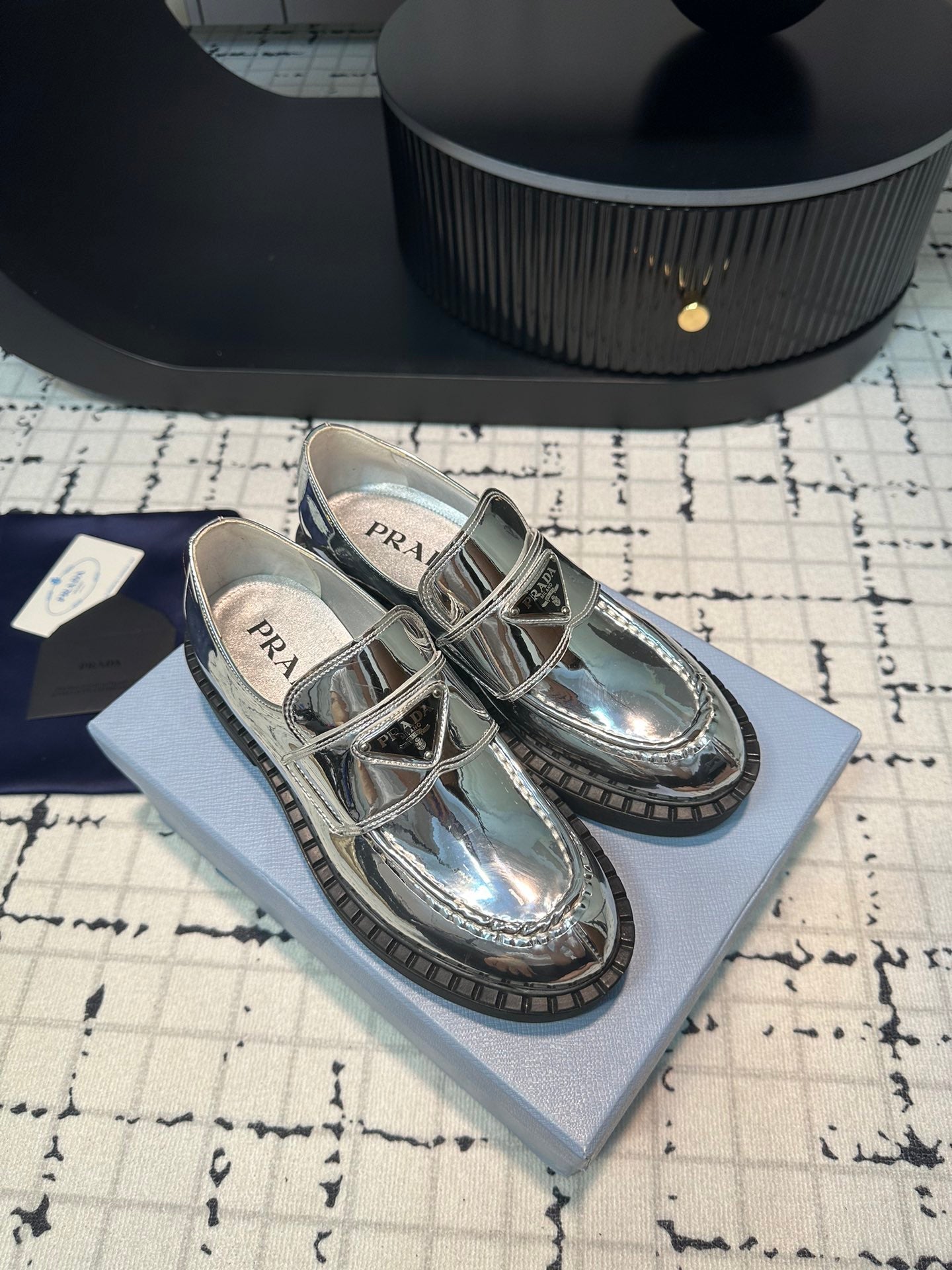 PRA SCHOCOLATE BRUSHED LOAFERS GLOSSY SILVER CALFSKIN - 34
