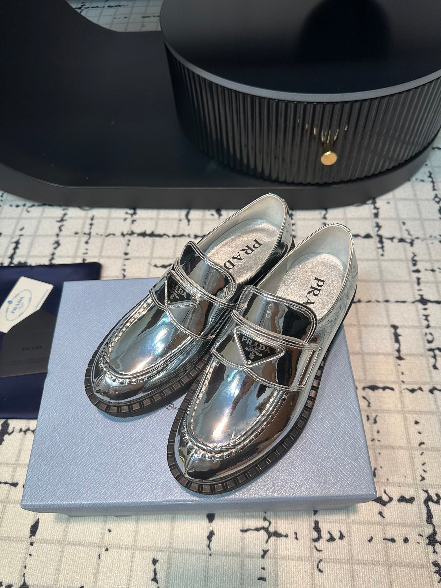 PRA SCHOCOLATE BRUSHED LOAFERS GLOSSY SILVER CALFSKIN - 34
