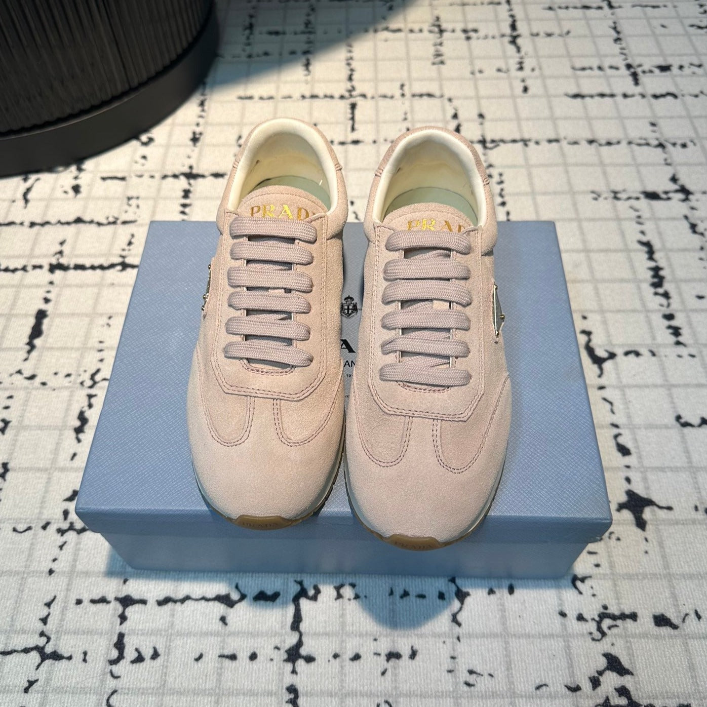 PRA TRIANGLE LOGO SNEAKERS PASTEL PINK SUEDE - 35