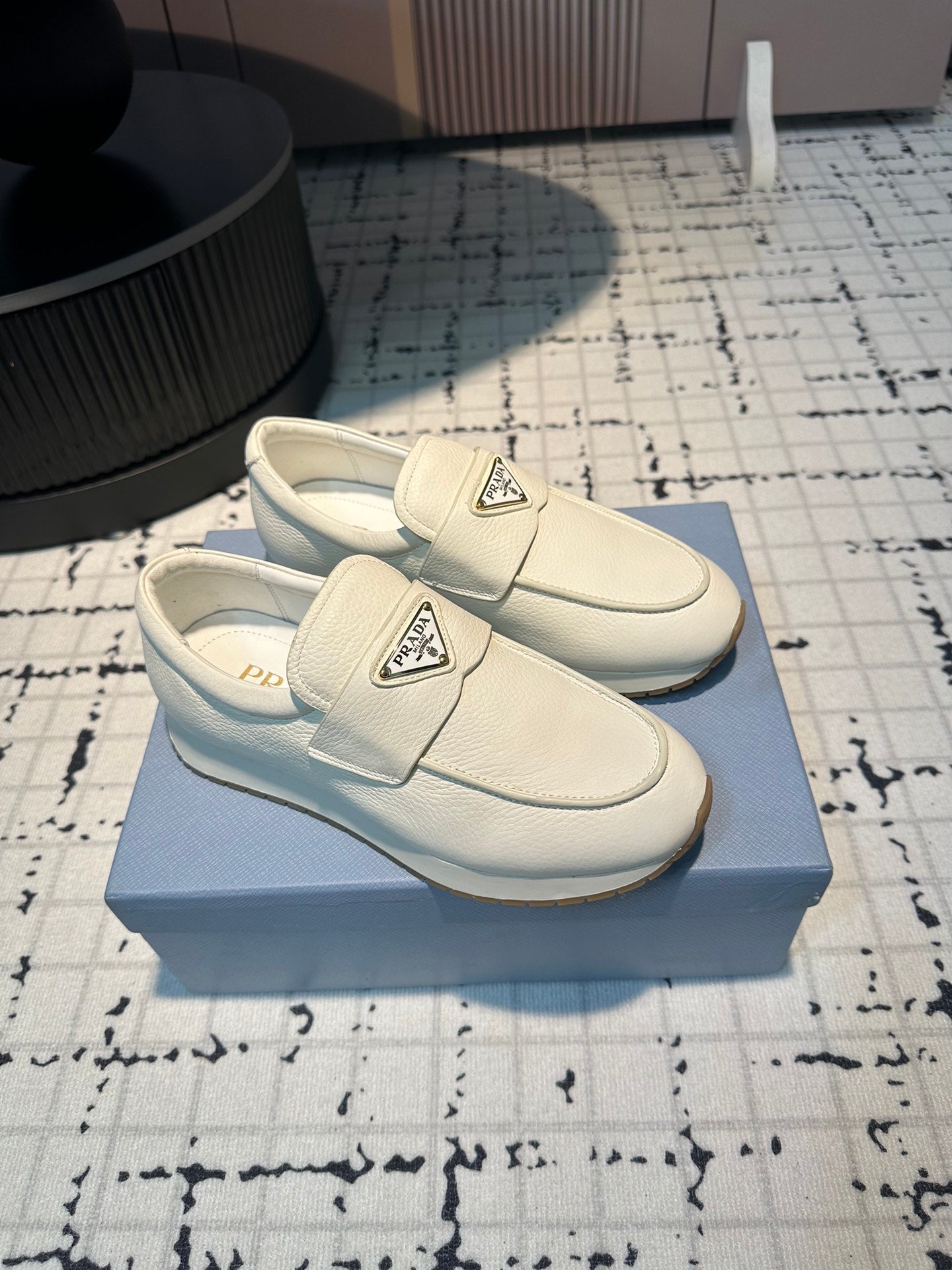 PRA SPORTY STYLE LOAFERS WHITE CALFSKIN - 35