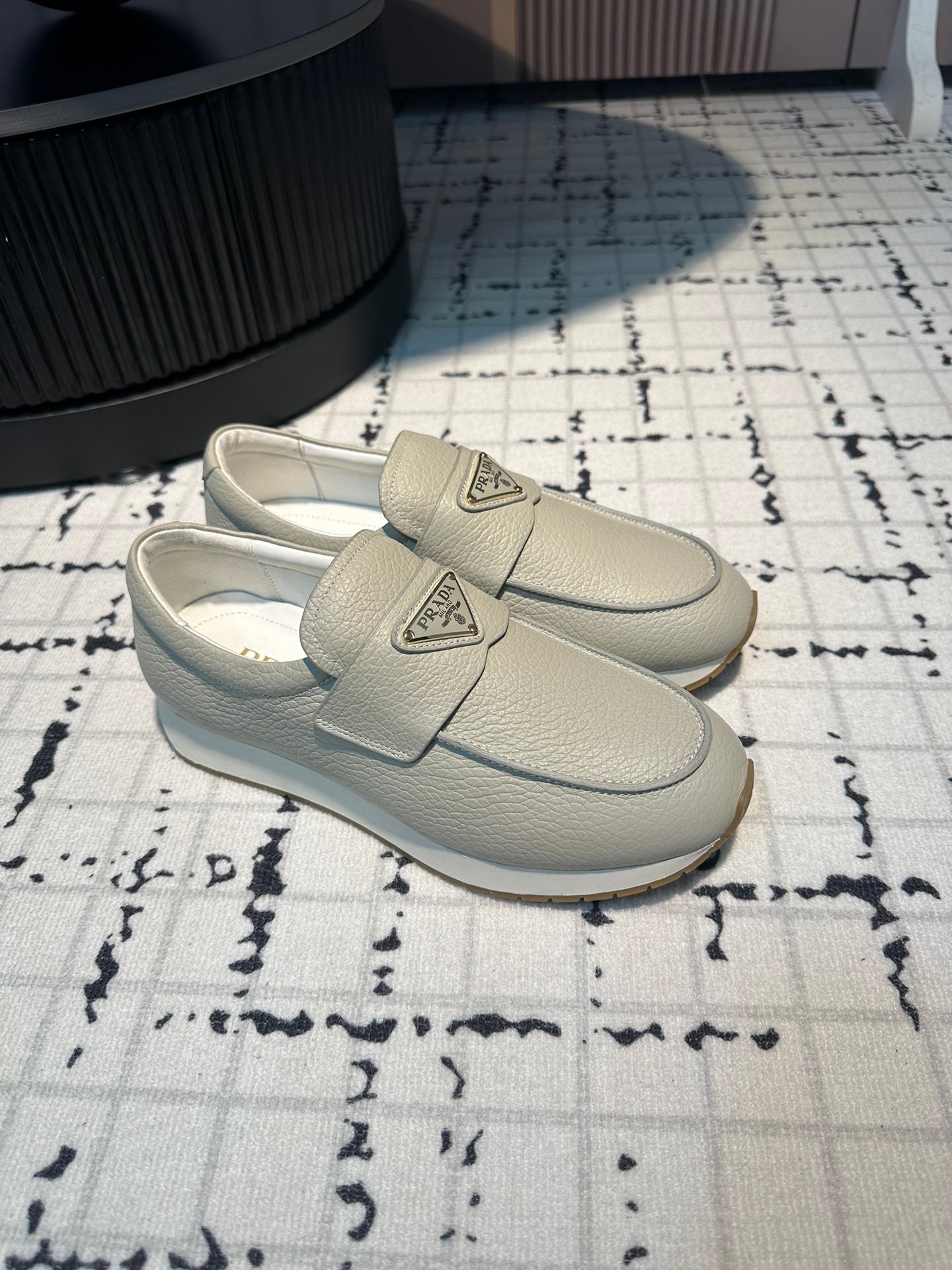 PRA SPORTY STYLE LOAFERS LIGHT GRAY CALFSKIN - 35
