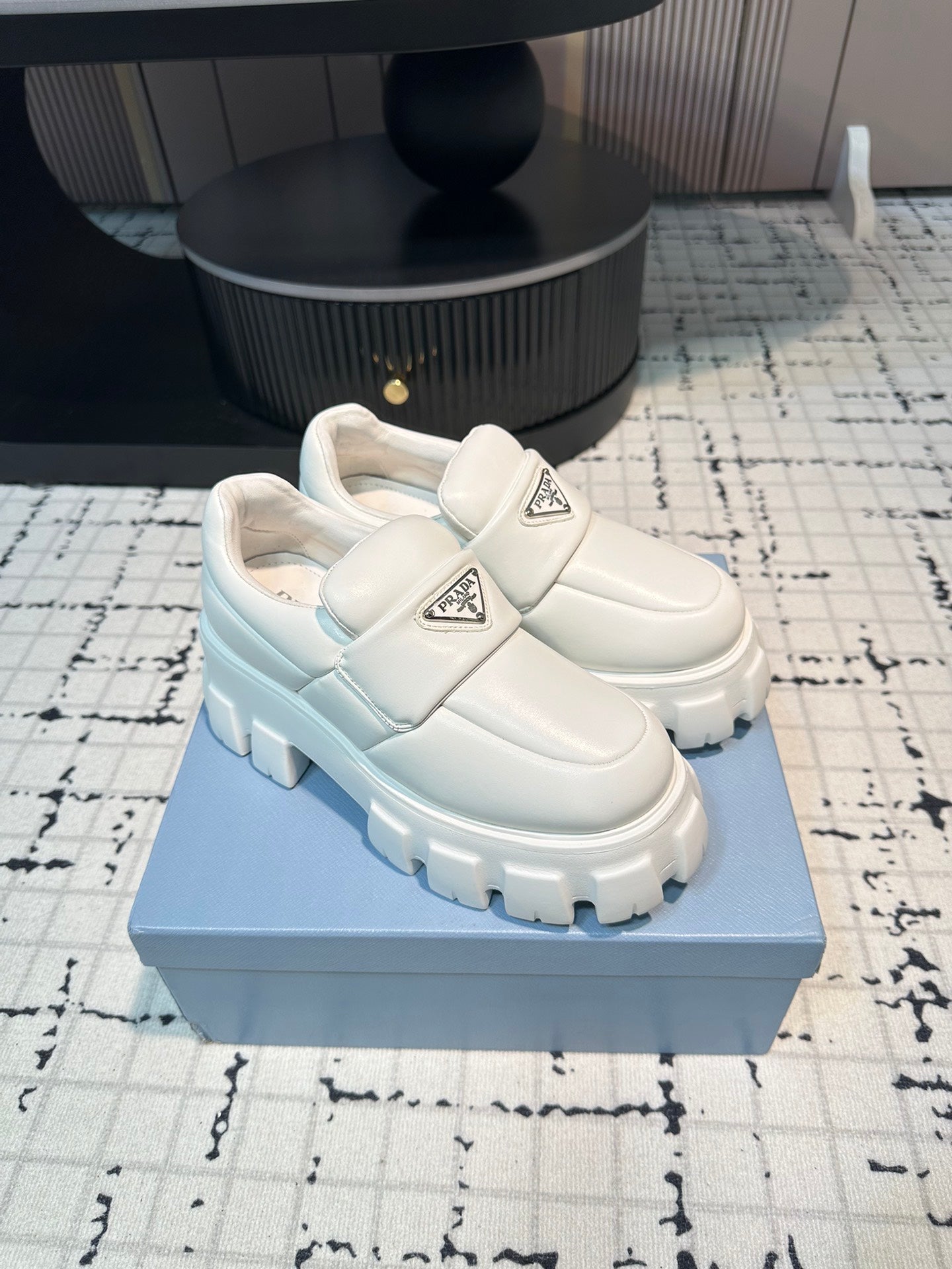 PRA BRUSHED MONOLITH LOAFERS WHITE LAMBSKIN - 35