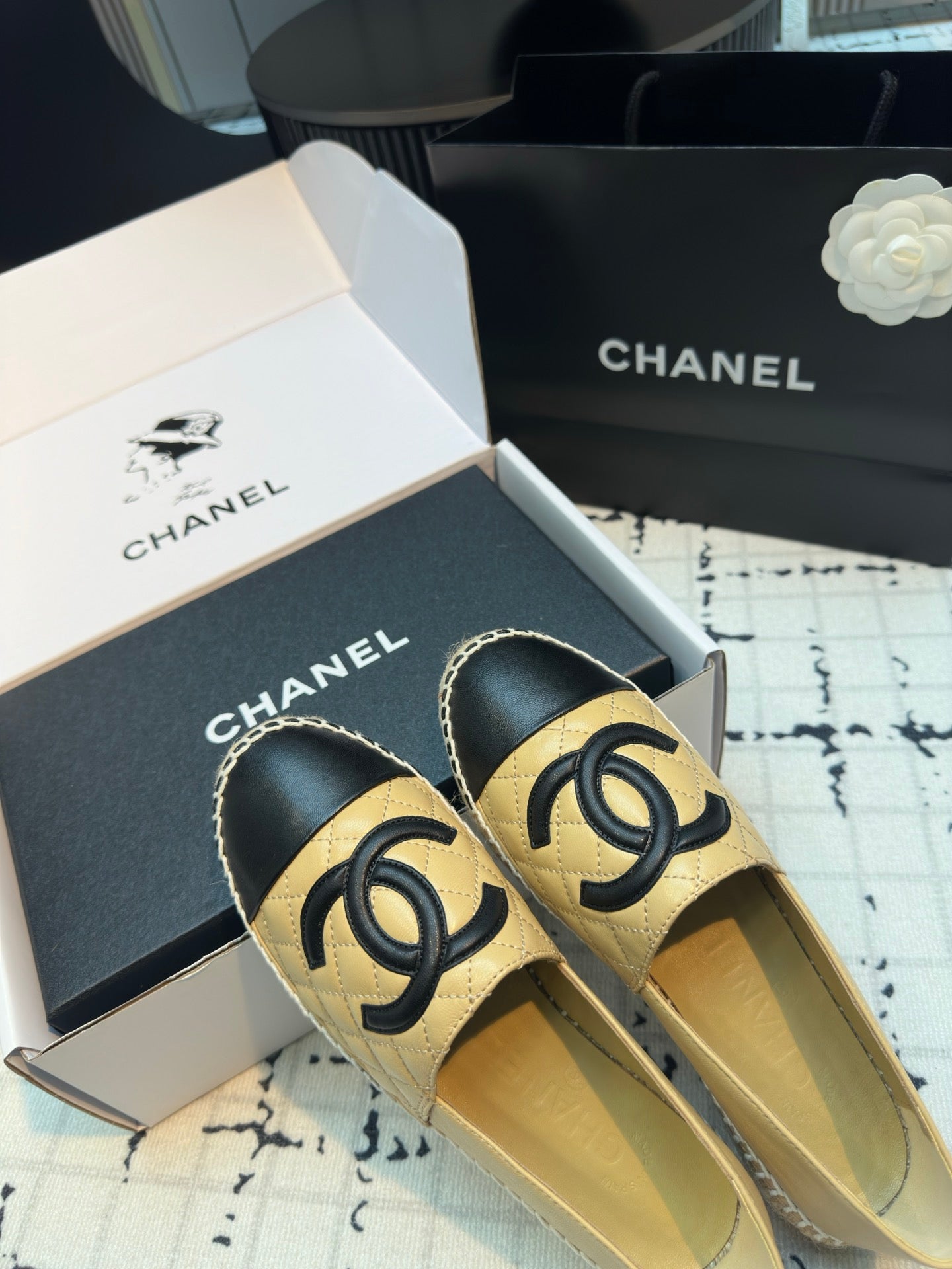 ESPADRILLES LOAFERS IN YELLOW MIX BLACK LAMBSKIN - 34