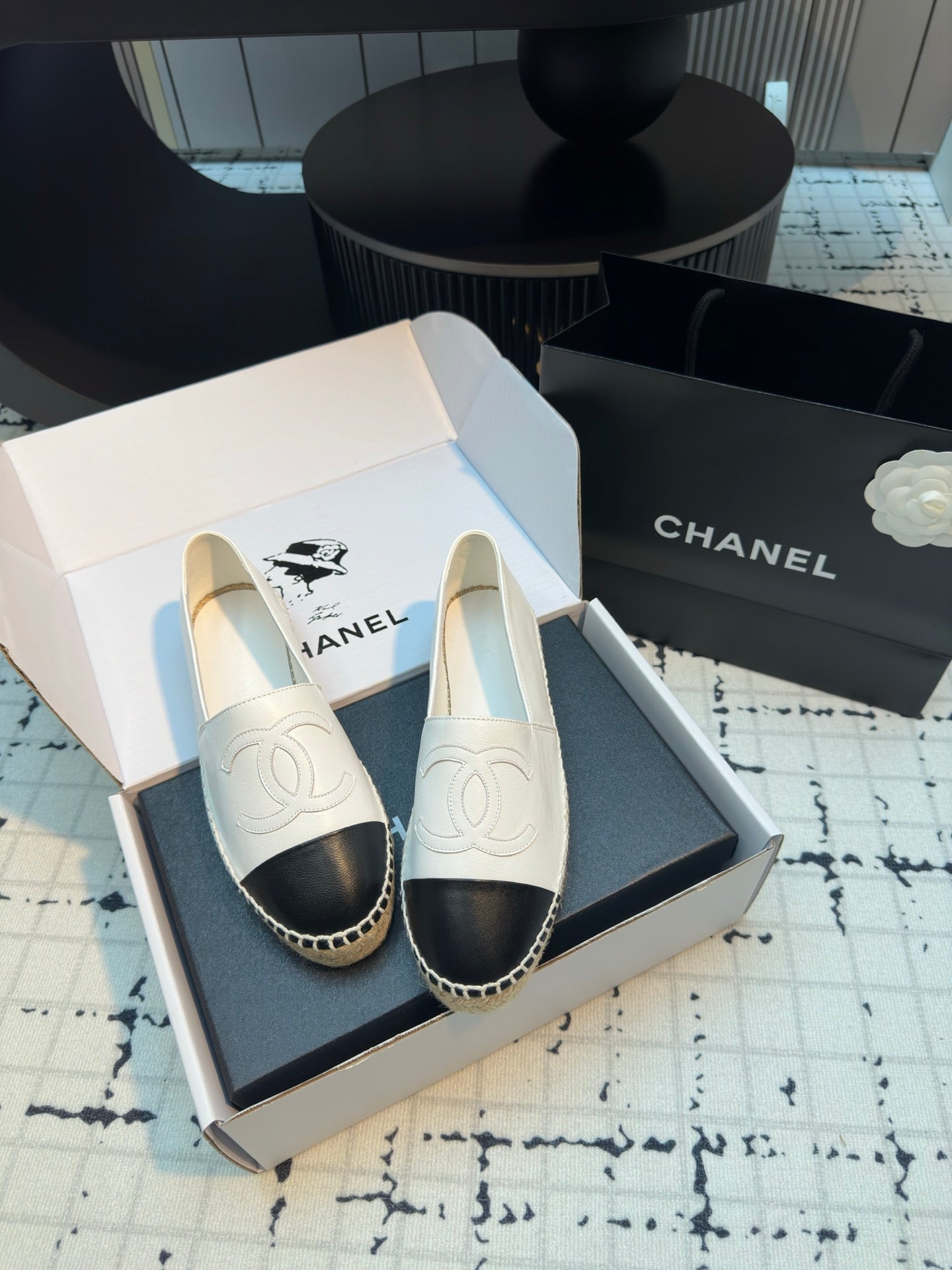 ESPADRILLES LOAFERS IN BLACK MIX WHITE LAMBSKIN - 34