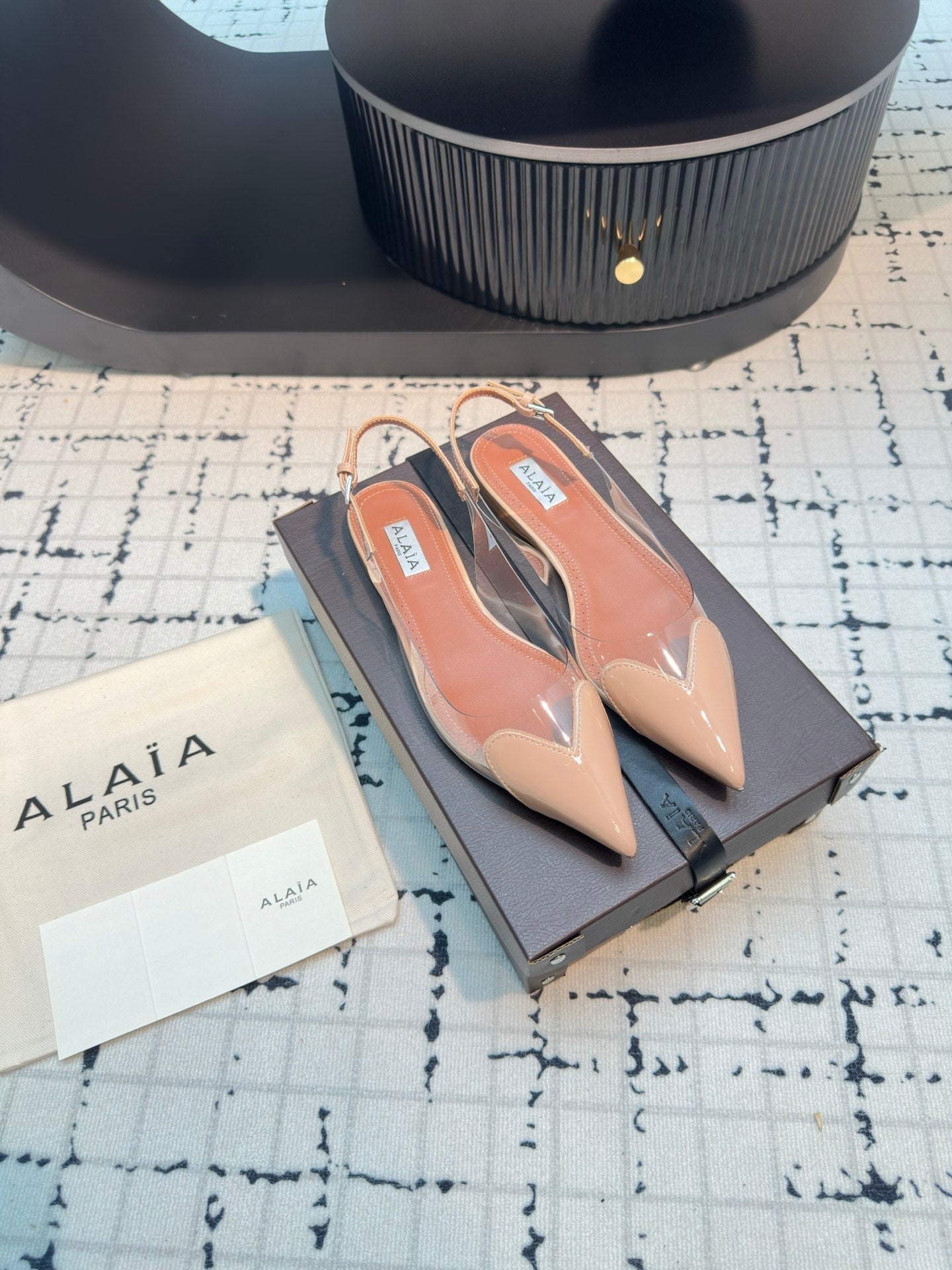 ALAIA FLAT SLINGBACK IN BEIGE BISQUE PATENT CALFSKIN AND FILM - 34