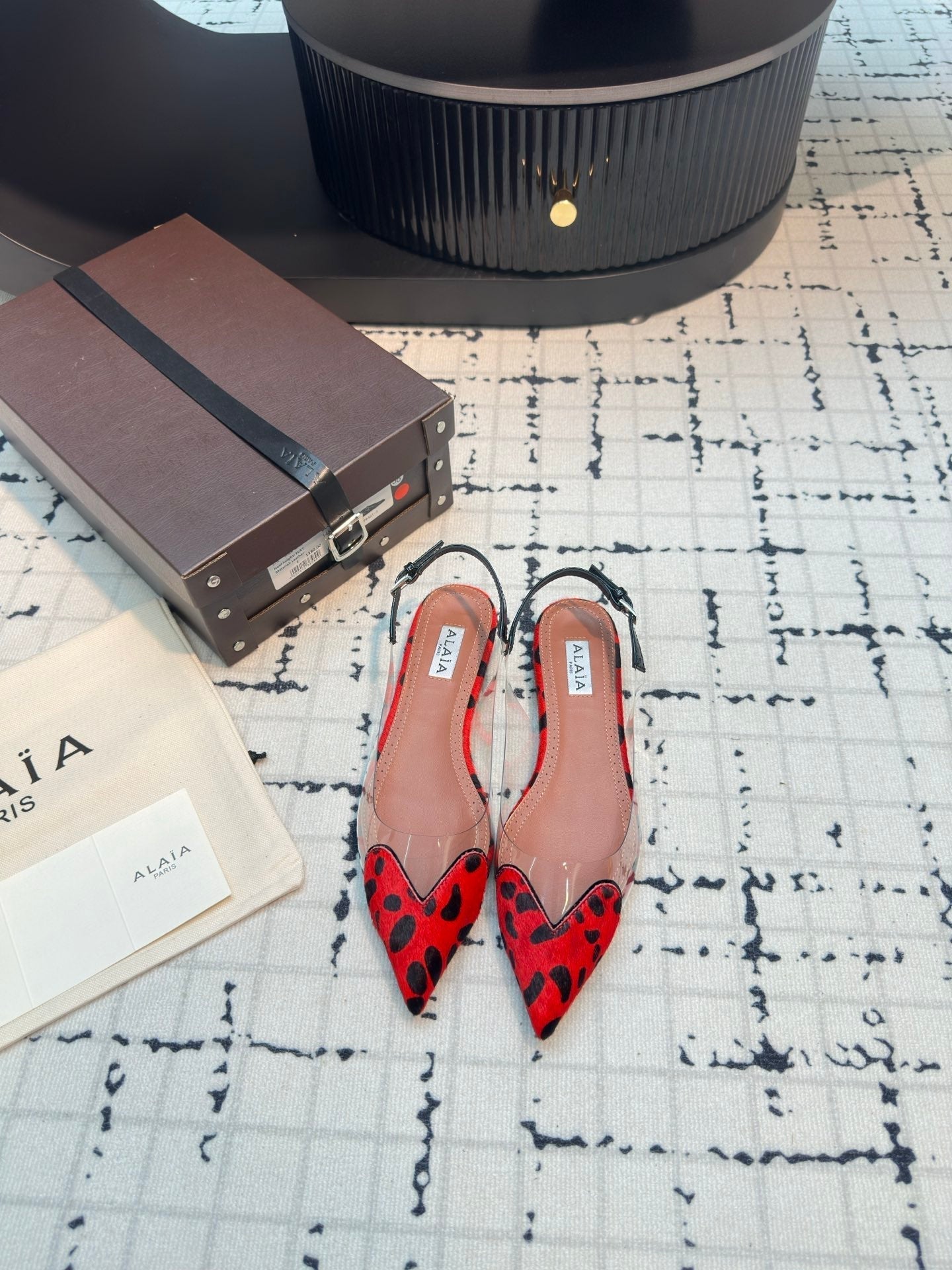 ALAIA FLAT SLINGBACK IN CHERRY RED PATENT CALFSKIN AND FILM - 34