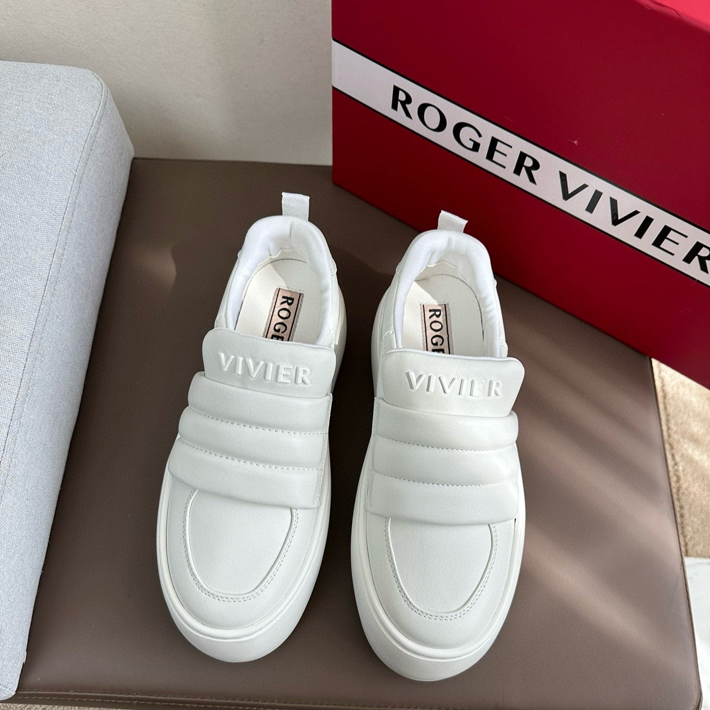 PUFFY LEATHER LOW TOP SNEAKERS IN WHITE LAMBSKIN - 35