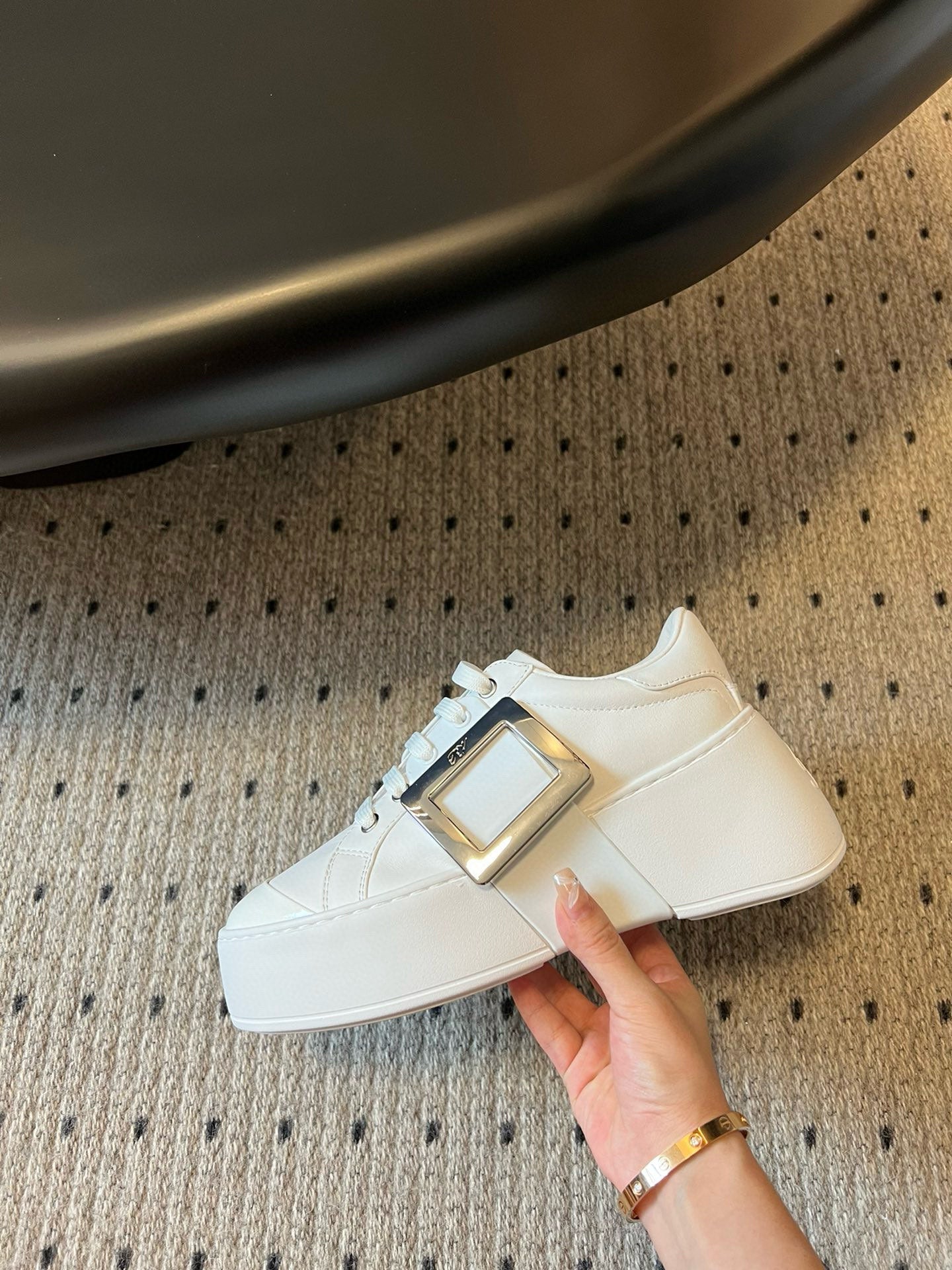 VIV' SKATE SNEAKERS IN WHITE SMOOTH CALFSKIN SILVER BUCKLE - 35