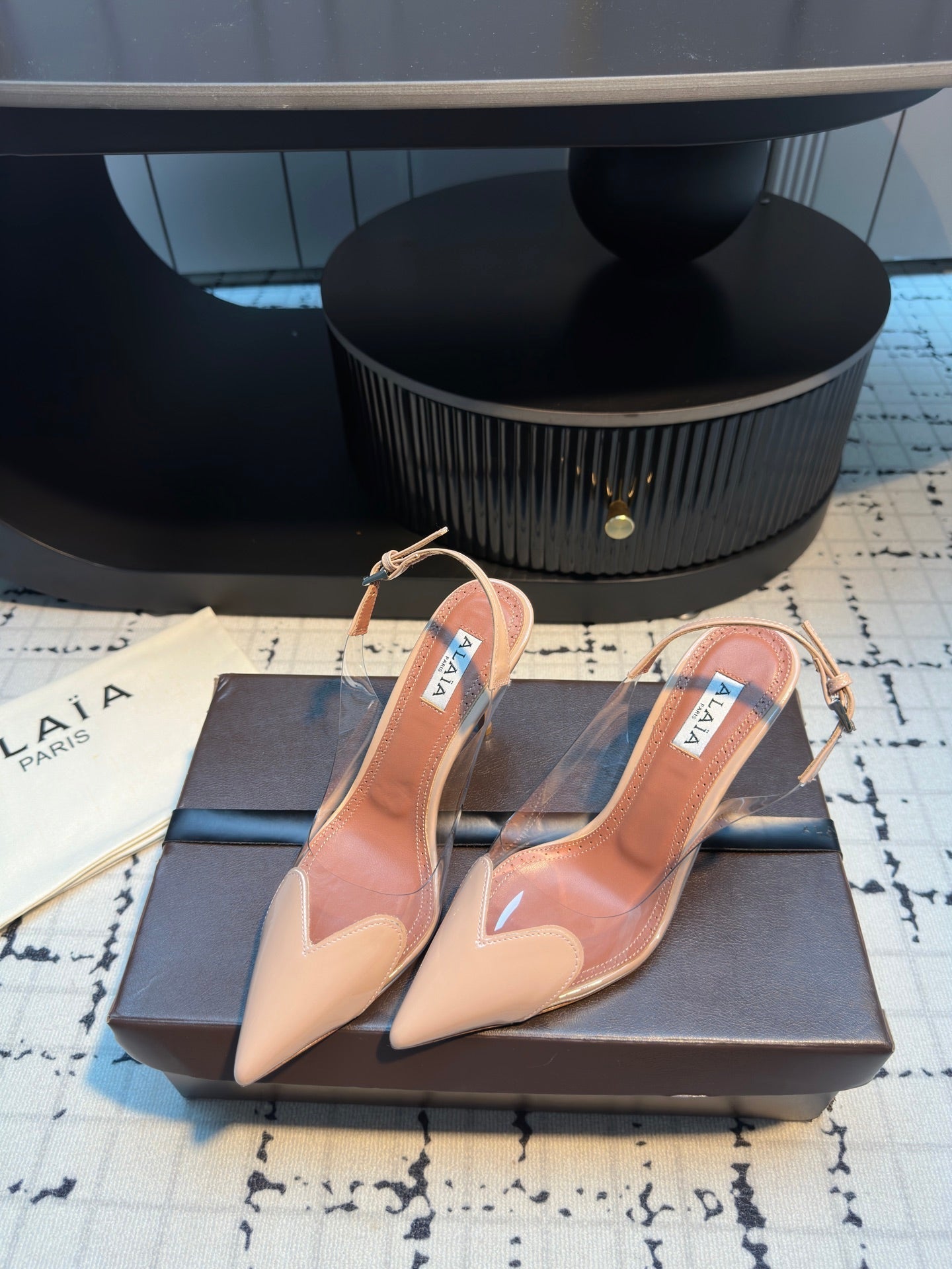 ALAIA HIGH SLINGBACK 25S 90 MM IN BEIGE CALFSKIN - 34
