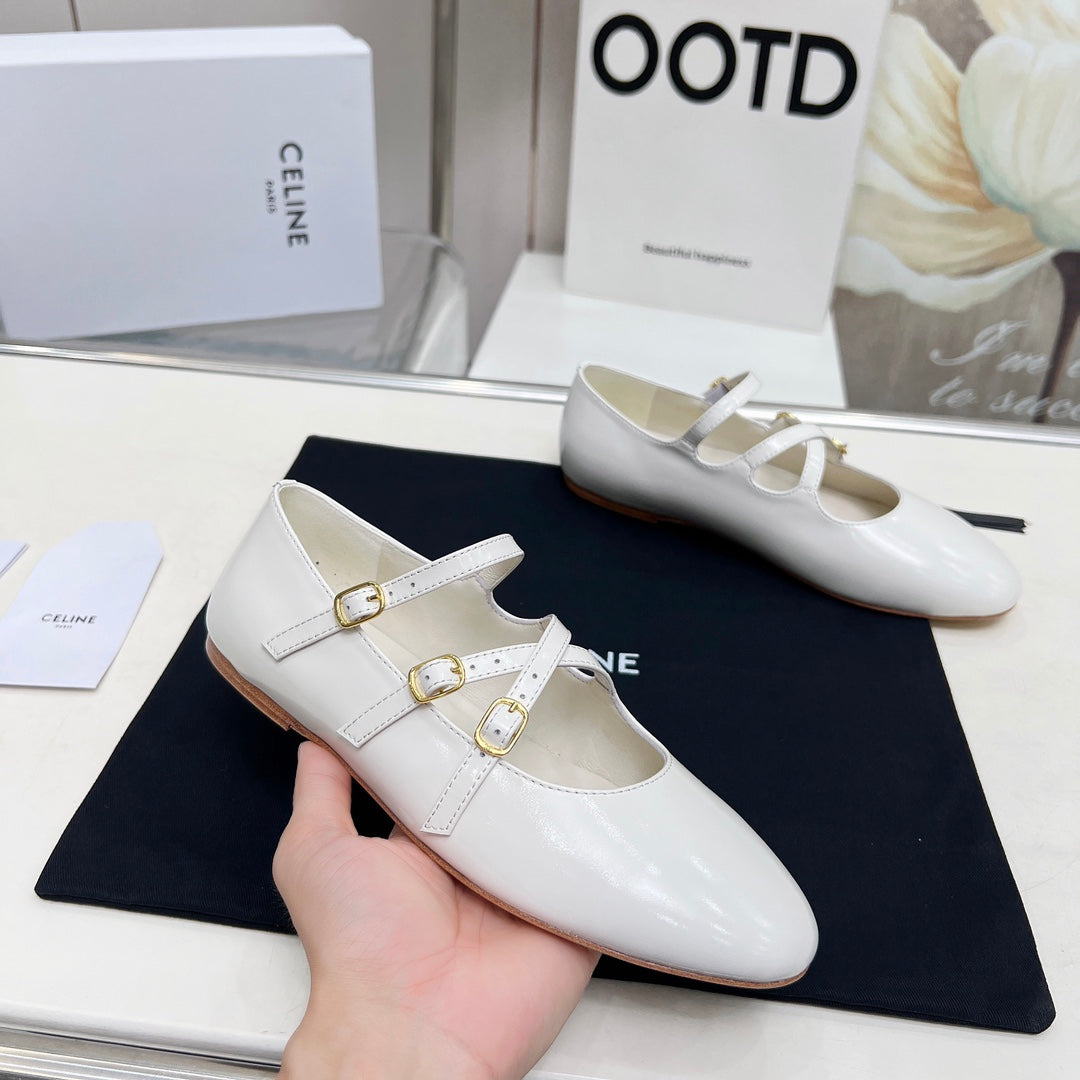 BALLET FLAT WITH CROSSOVER STRAP IN WHITE LAMBSKIN - 35