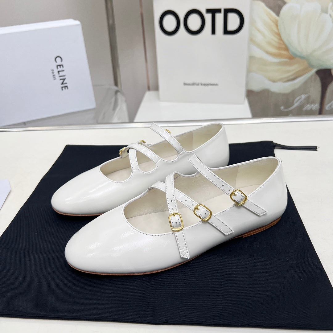 BALLET FLAT WITH CROSSOVER STRAP IN WHITE LAMBSKIN - 35