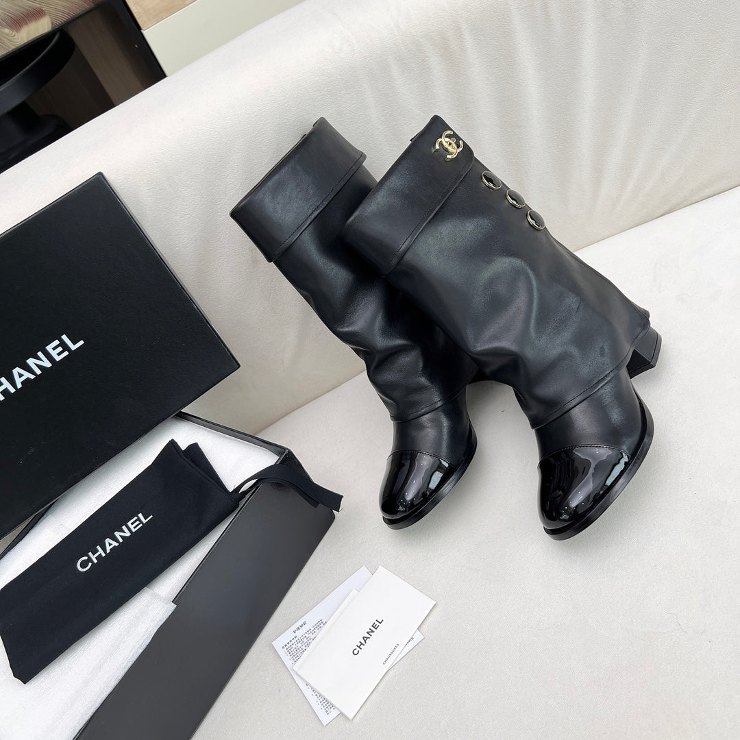 CC SHORT BOOTS 55 MM IN BLACK LAMBSKIN WITH GOLD HARDWARE - 35