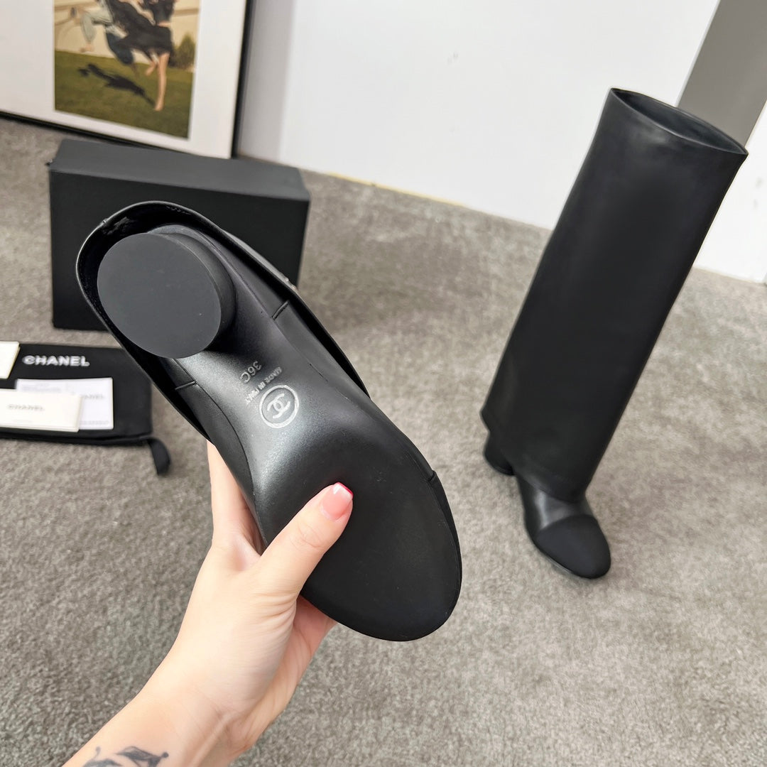 CHANEL 25S HIGH BOOTS 55MM IN BLACK CALFSKIN AND CANVAS GOLD HARDWRE - 35